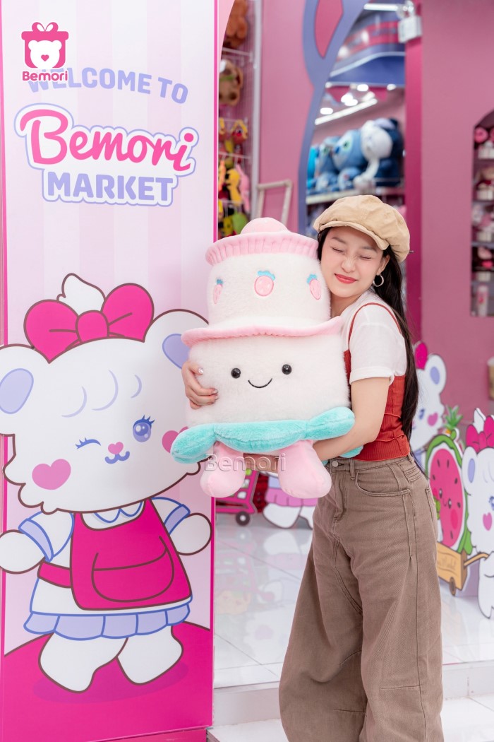 Gấu bông tổ chức một bữa tiệc chỉ dành riêng cho bạn