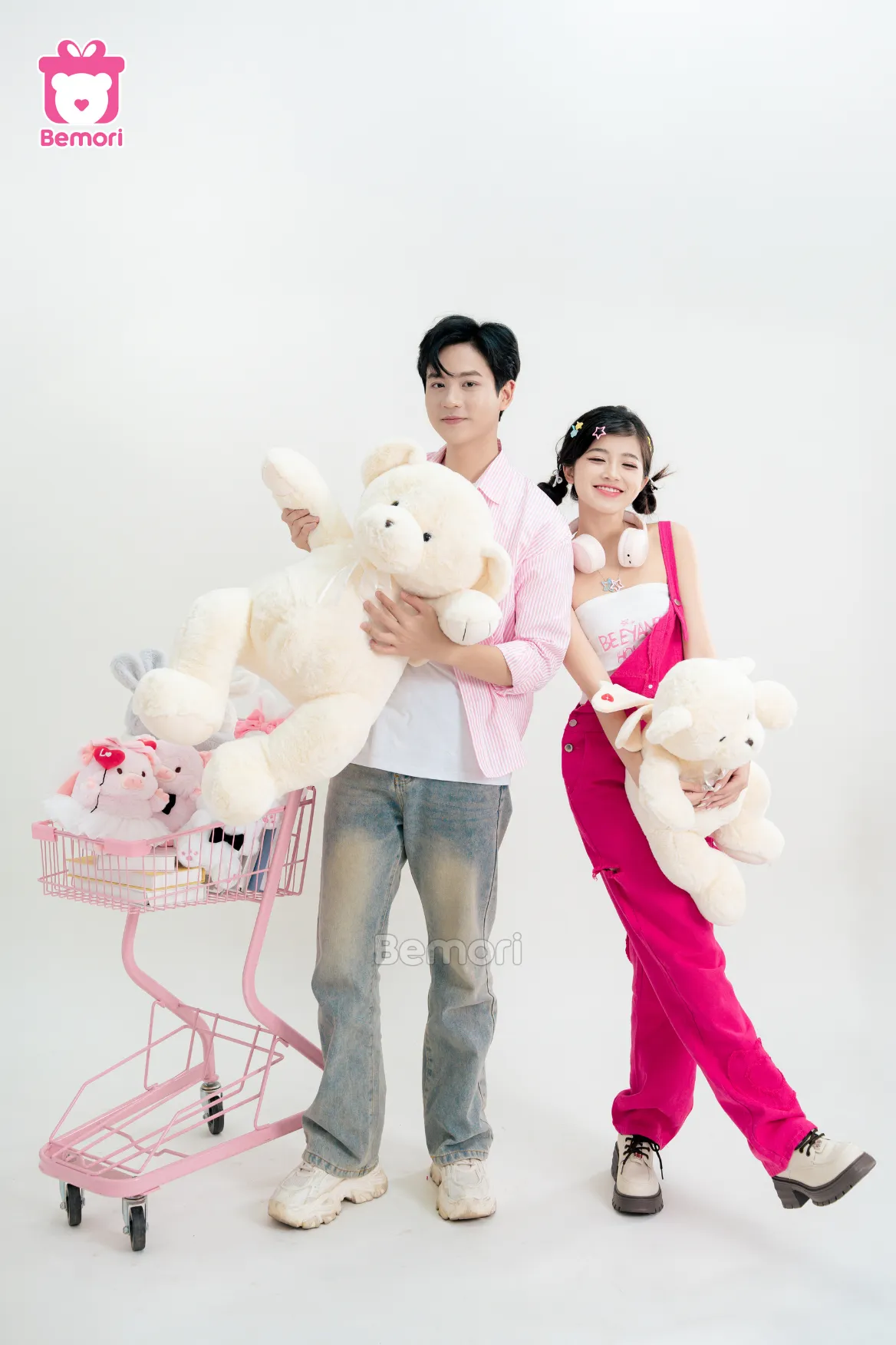 Ôm gấu Teddy, cảm nhận yêu thương lan tỏa