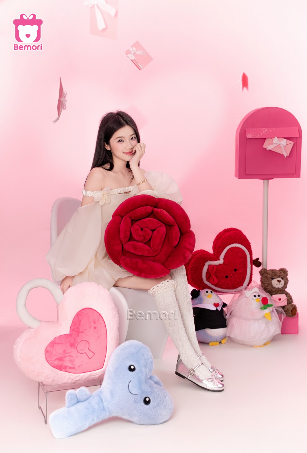 Gấu bông đôi: Mỗi cặp là một câu chuyện tình