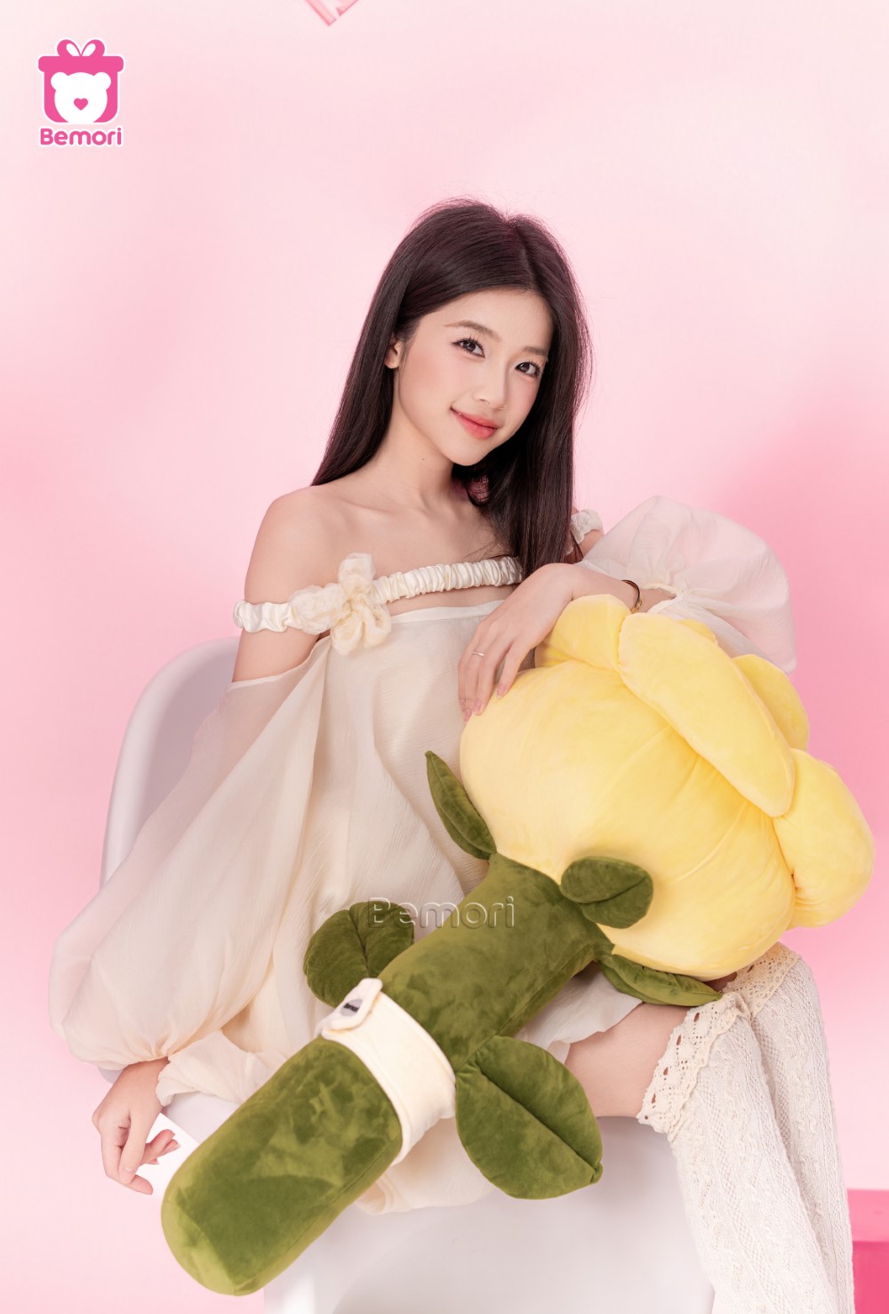 Bông hồng khổng lồ: món quà dành cho những cặp đôi yêu xa