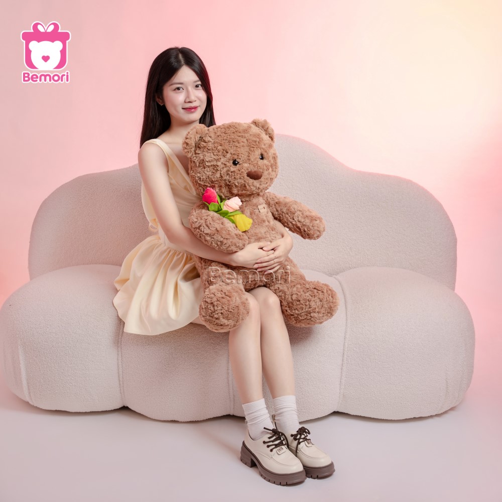 Gấu Bông Teddy Cầm Cành Hoa Hồng