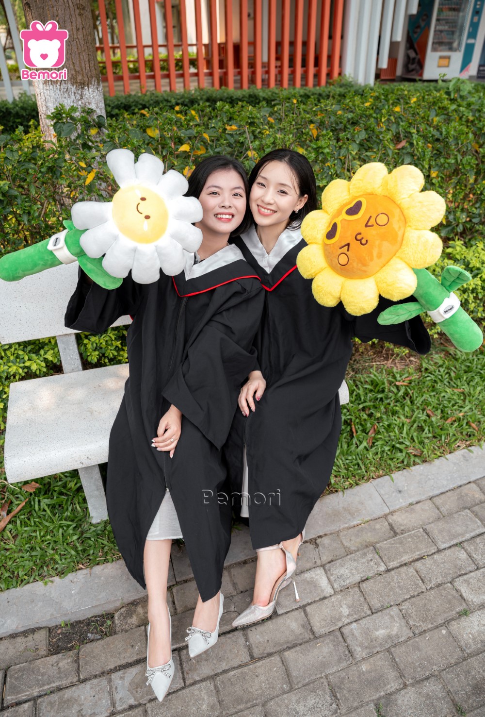 chụp ảnh đẹp hơn với những món quà hoa bông này