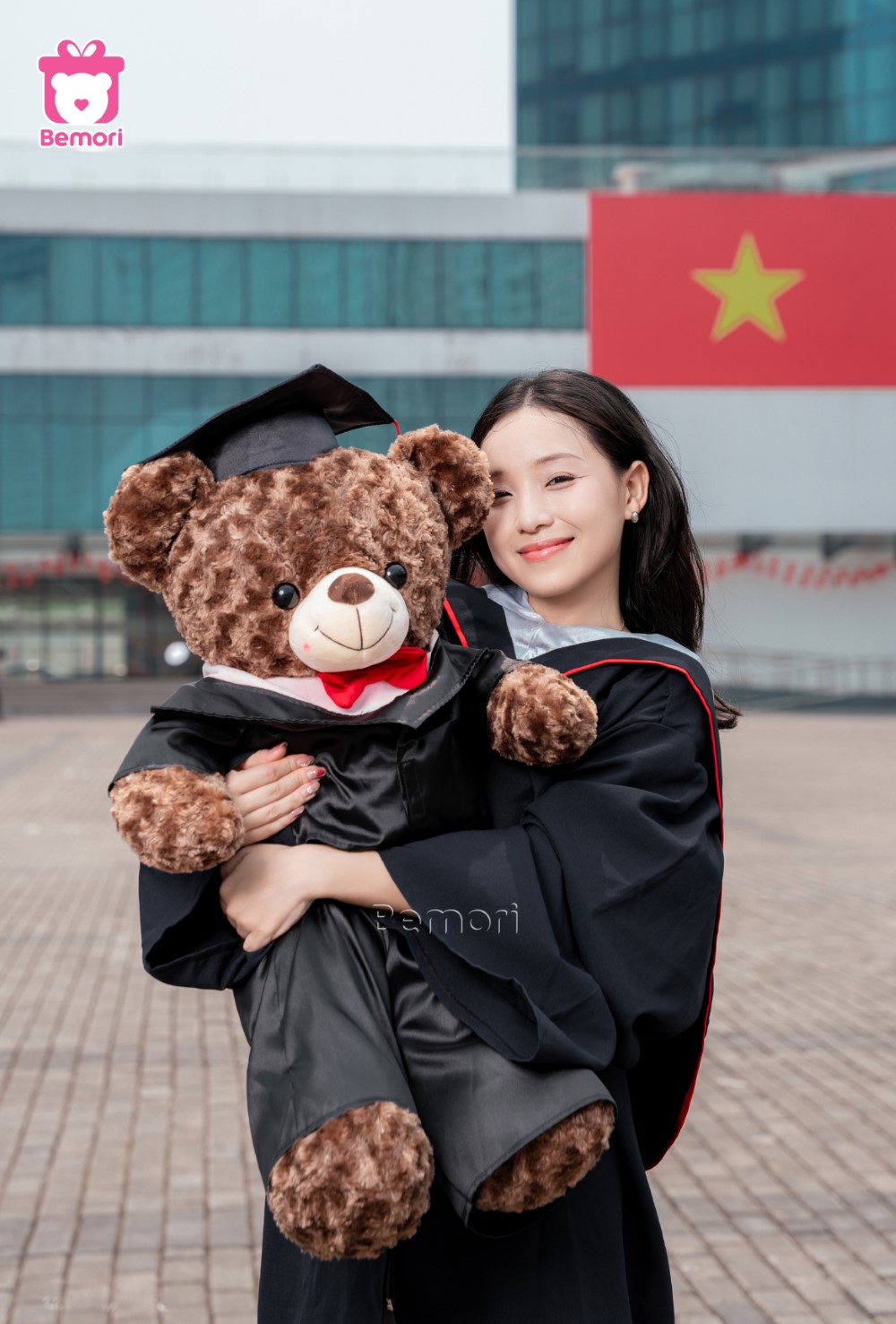 gấu bông tốt nghiệp: quà tặng tốt nghiệp cho nữ