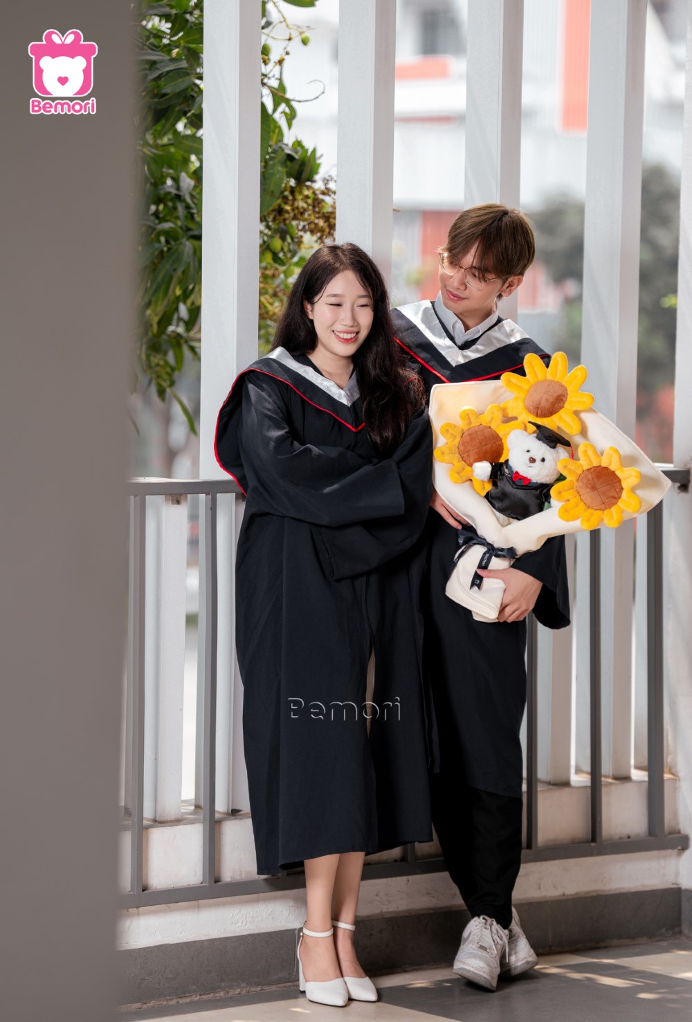 Một chút ngọt ngào cùng hoa gấu bông tốt nghiệp