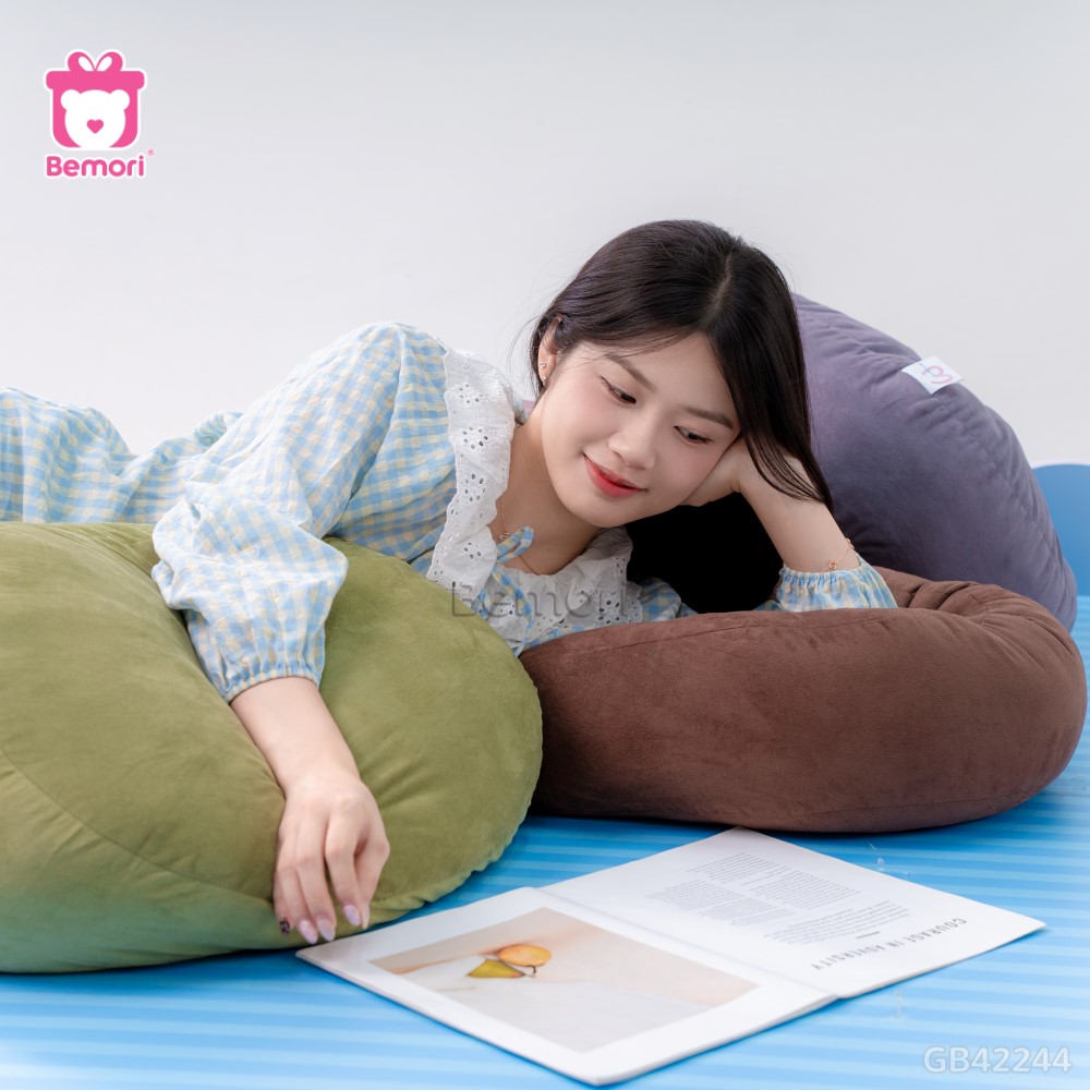 Gối Mochi Da Lộn mềm, mịn và dễ chịu trong từng cái chạm