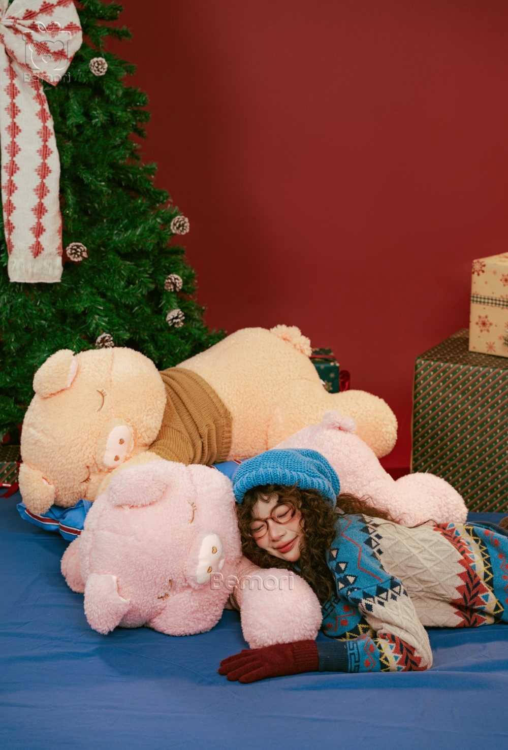 heo bông nằm áo len love ôm là ghiền