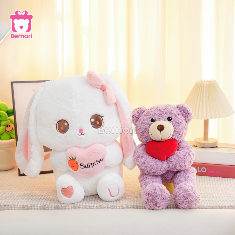 Bé Thỏ Ôm Tim Và Bé Teddy Lông Xoắn Là Sự Kết Hợp Đầy Ngọt Ngào