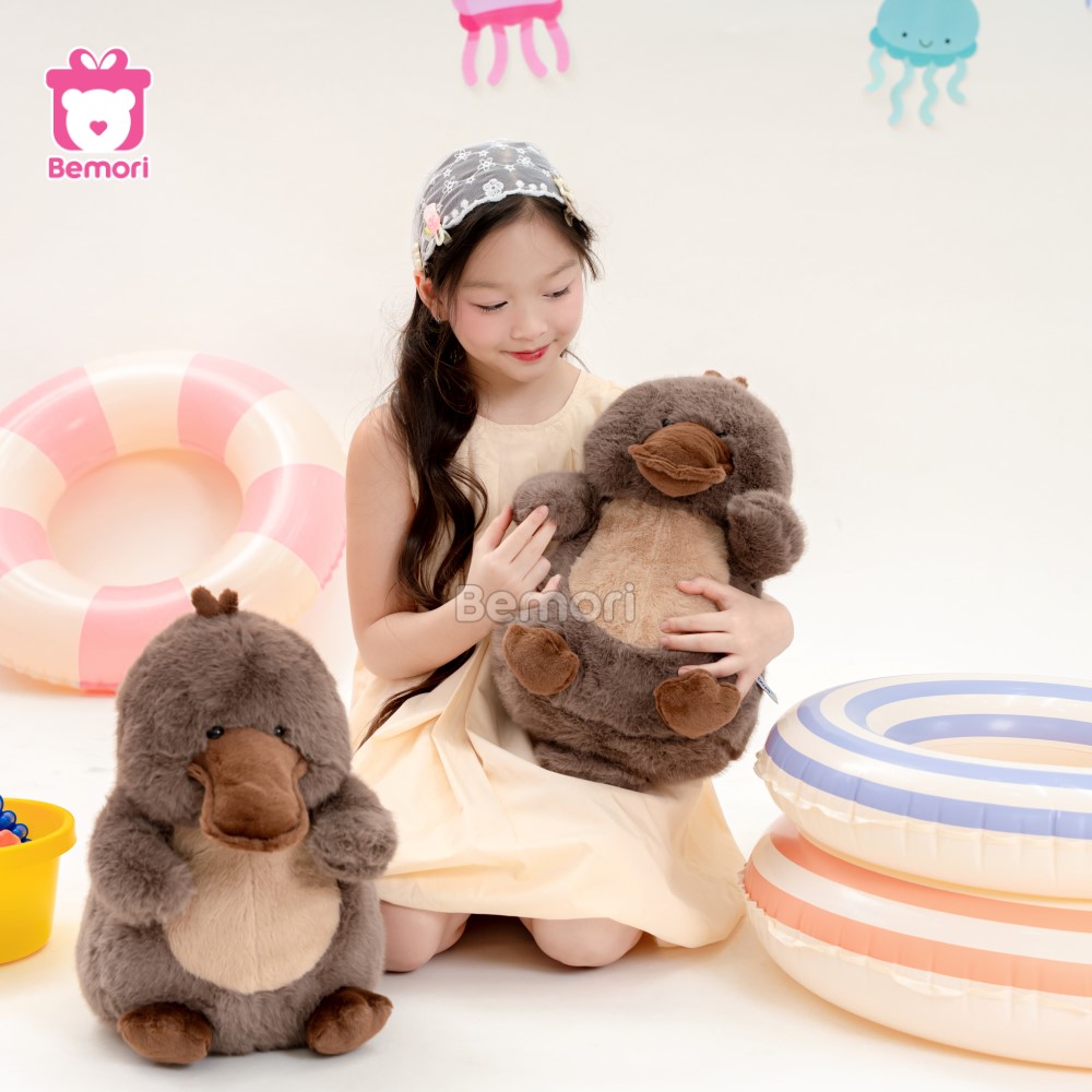 Gấu bông là món quà nhỏ nhưng mang niềm vui lớn cho bé yêu