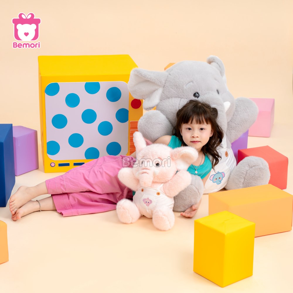 Người bạn voi bông êm ái cho giấc ngủ bé yêu