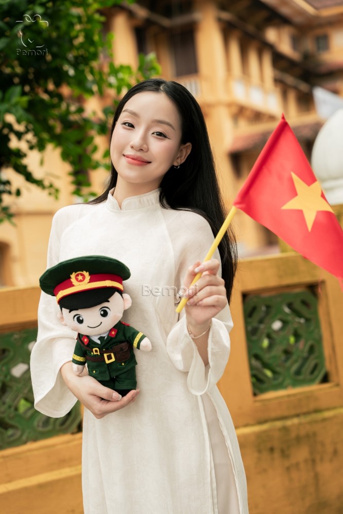 Gấu bông thay lời nhắn “Anh vẫn luôn bên em”