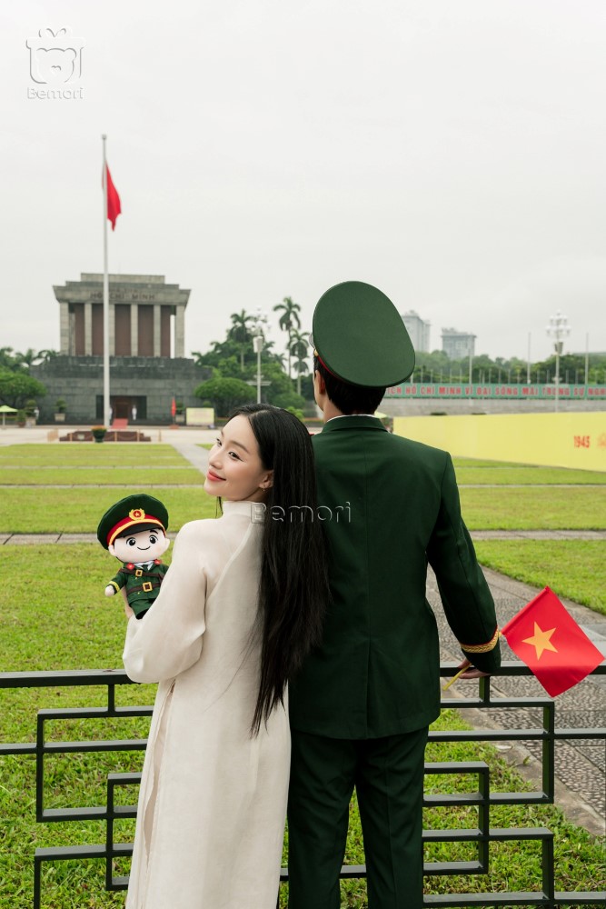 Một tình yêu, hai nhiệm vụ, trọn vẹn nghĩa tình