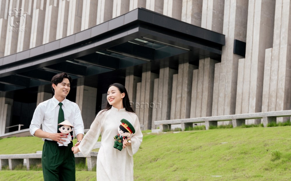 Cô gái Việt: trái tim hậu phương kiên cường