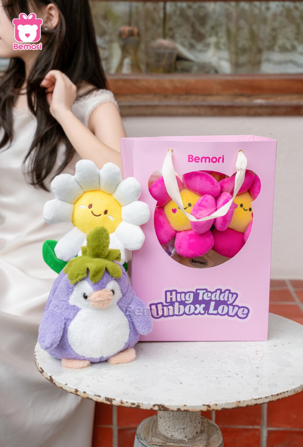 Gấu bông và hoa: bộ đôi "bất bại" đốn tim phái đẹp