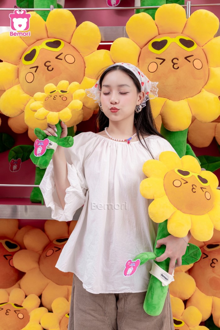 Khu chợ hoa ngập tràn sắc nắng