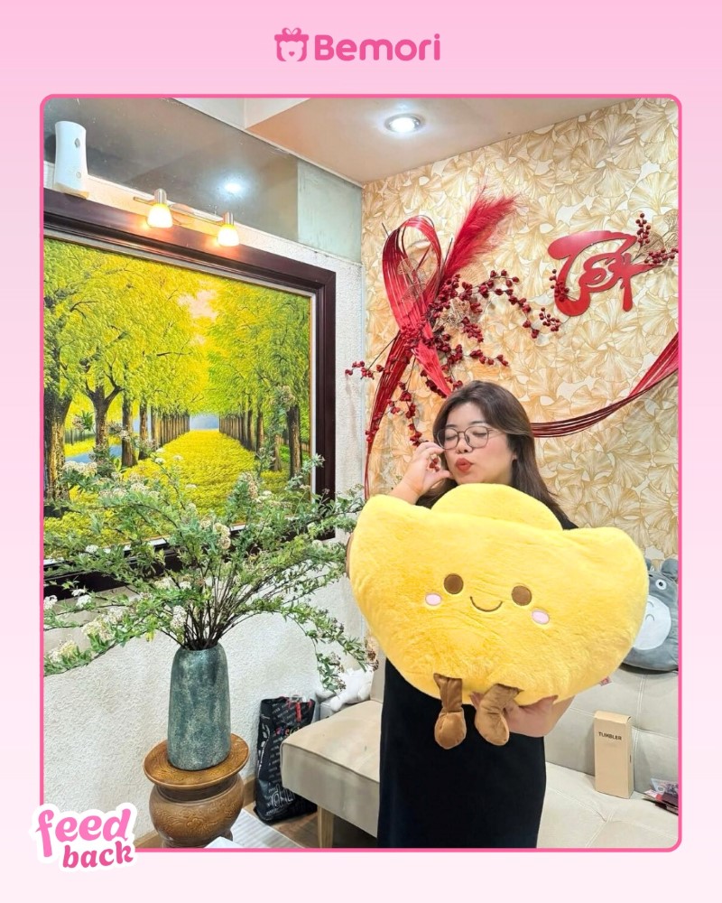 Quà tặng thỏi vàng bông rất hợp các chị em