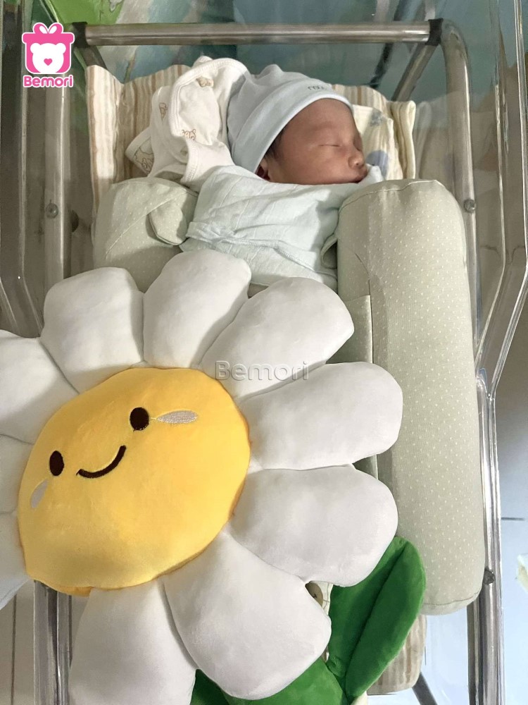 Món quà khi bé chào đời