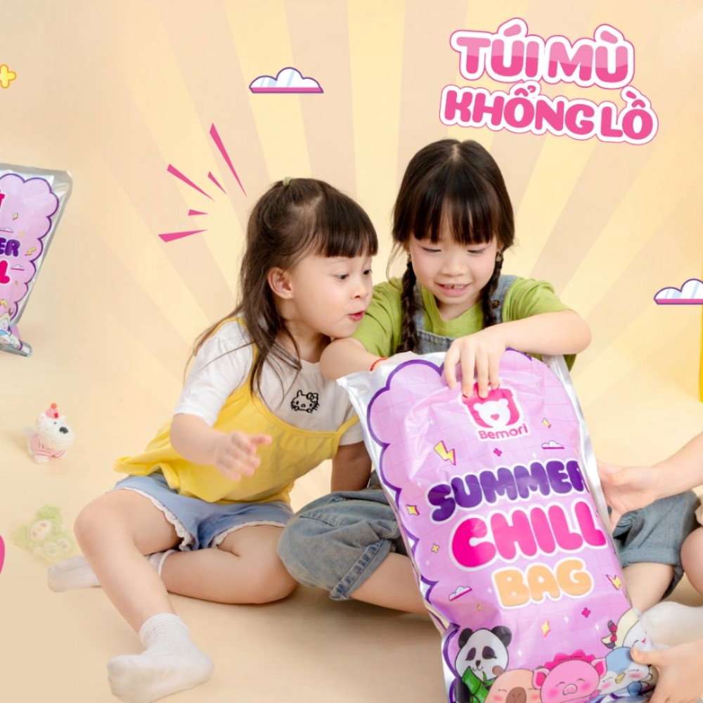 Cùng khách nhí nhà Bemori xé túi mù khổng lồ