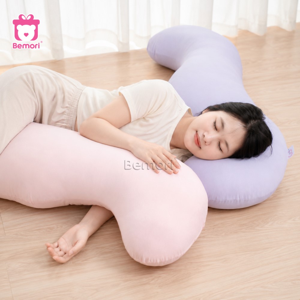 Gối ôm lạnh cho dân văn phòng dáng sóng giúp nghỉ trưa thoải mái hơn