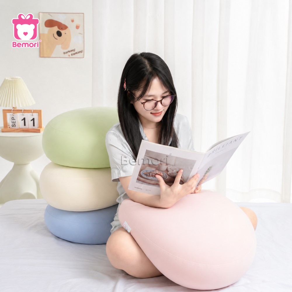 Gối tựa là quà tặng gia đình thể hiện sự quan tâm tinh tế