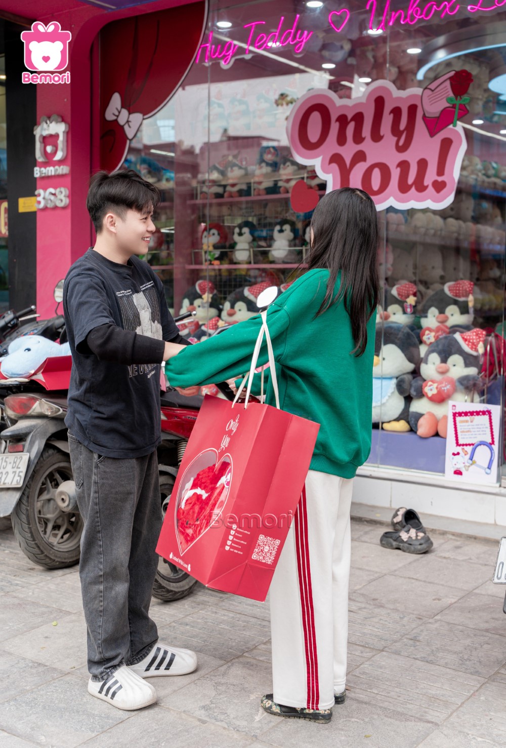 Mẫu gấu bông Valentine mới nhất đã được trao đi