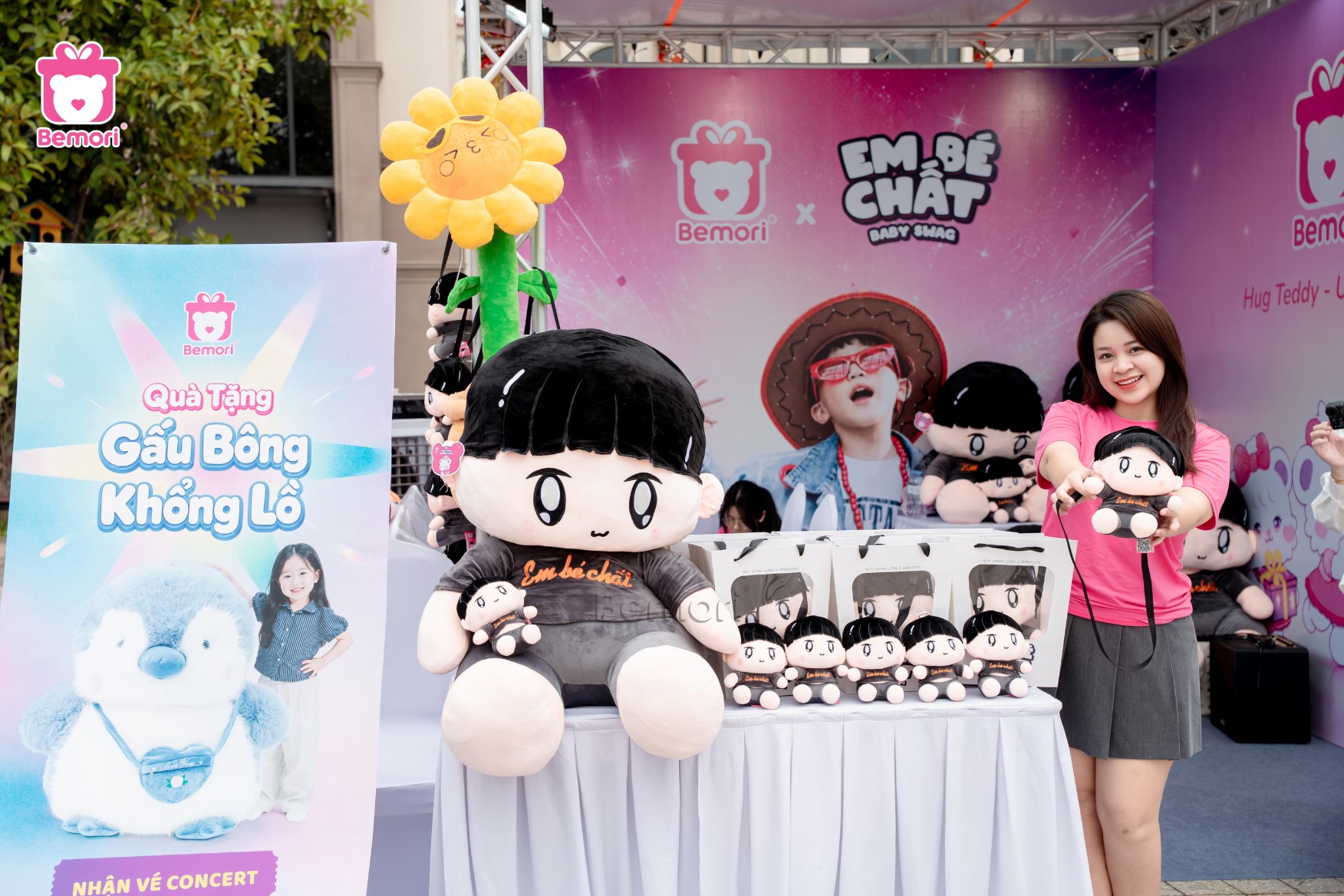 Gian hàng đặc biệt của gấu bông Bemori tại Xệ Xệ Concert