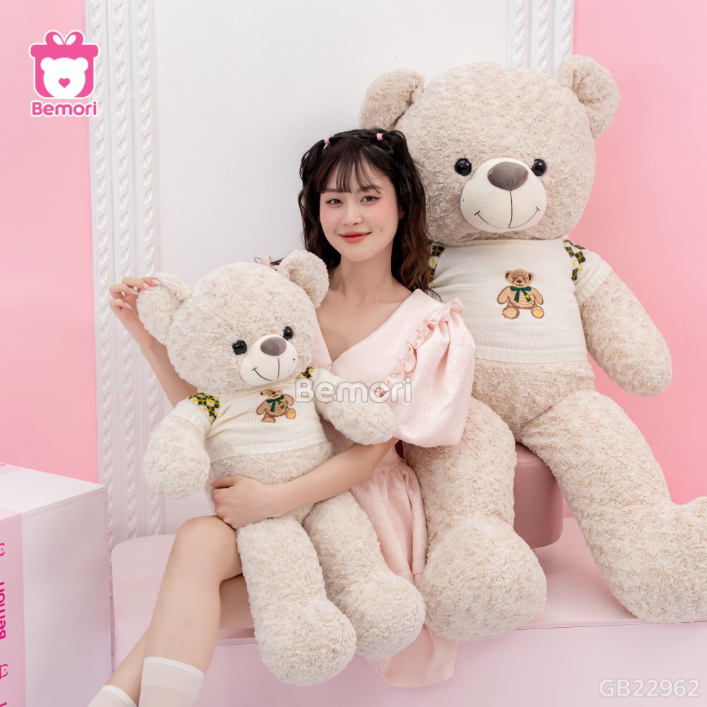 Gấu Bông Teddy Áo Len Trắng Thêu Gấu