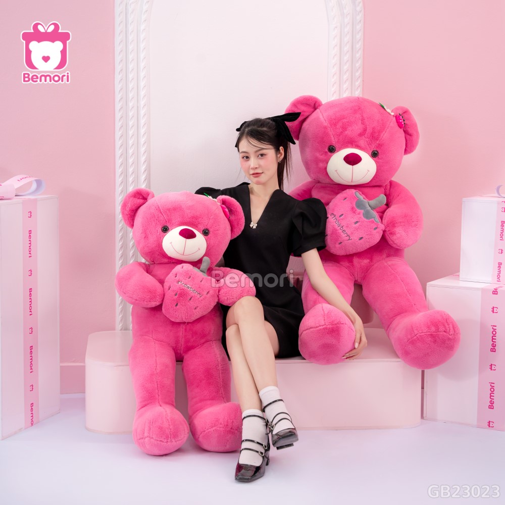 Gấu Bông Teddy Ôm Dâu Tây