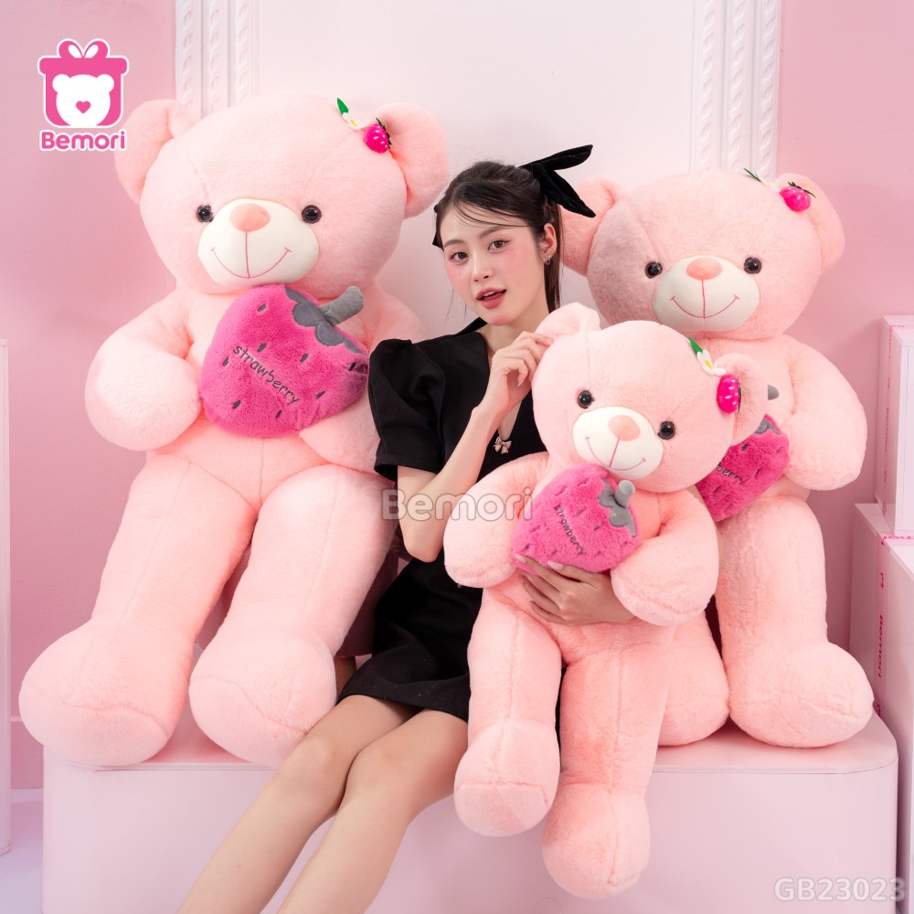 Gấu Bông Teddy Ôm Dâu Tây