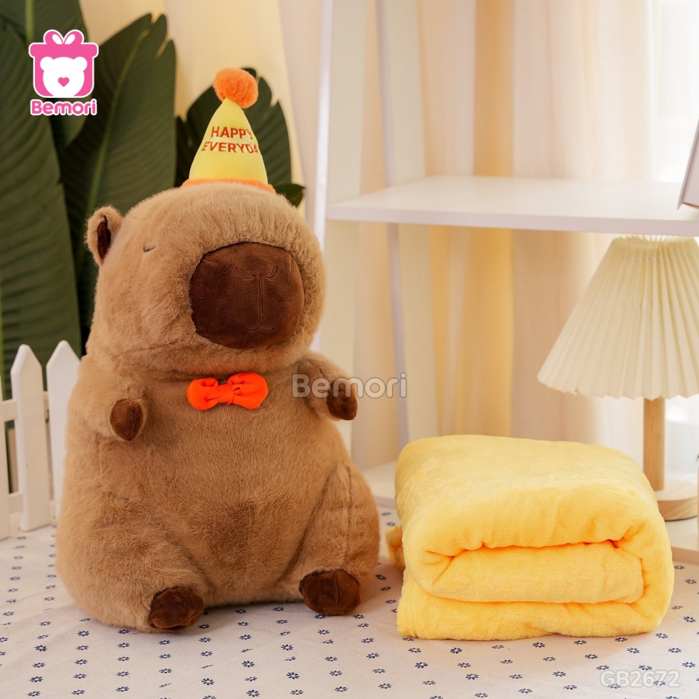 Gối Chăn Mền Capybara Đội Mũ Happy