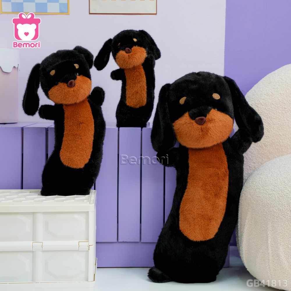 Gối Ôm Chó Xúc Xích Ngậm Hoa Hồng