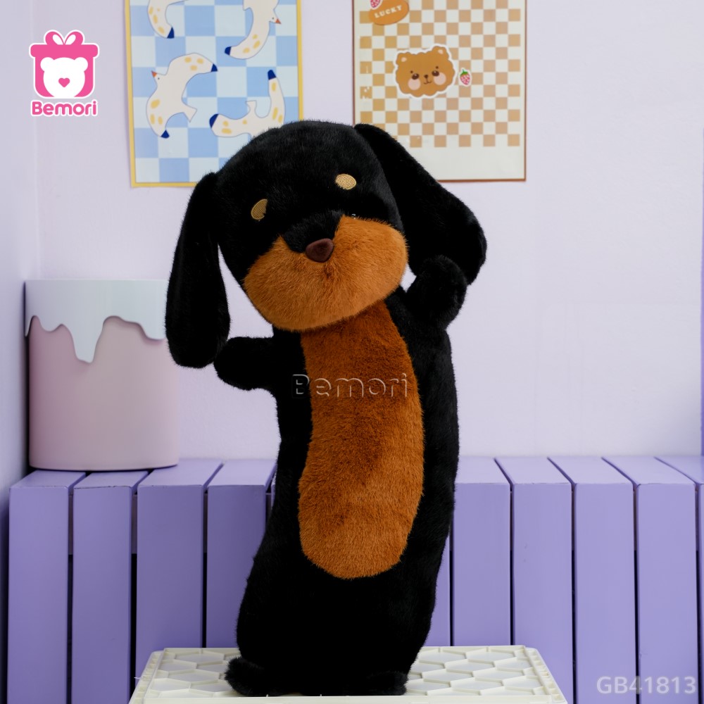 Gối Ôm Chó Xúc Xích Ngậm Hoa Hồng