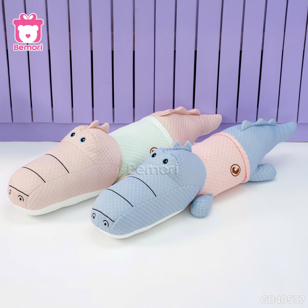 Gối Ôm Lạnh Cá Sấu Mặc Áo