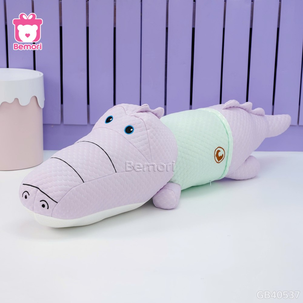 Gối Ôm Lạnh Cá Sấu Mặc Áo