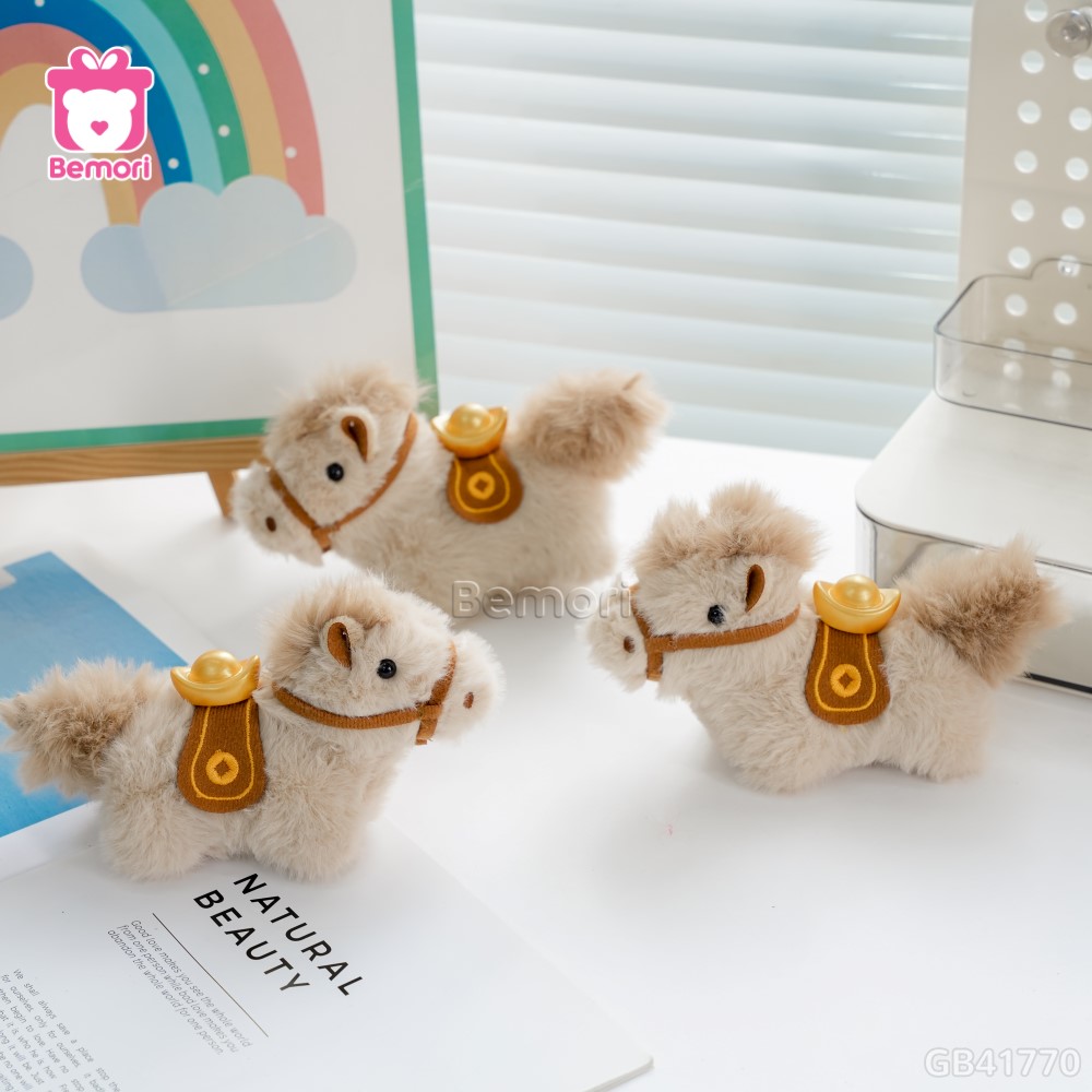 Móc Khóa Ngựa Đeo Thỏi Vàng