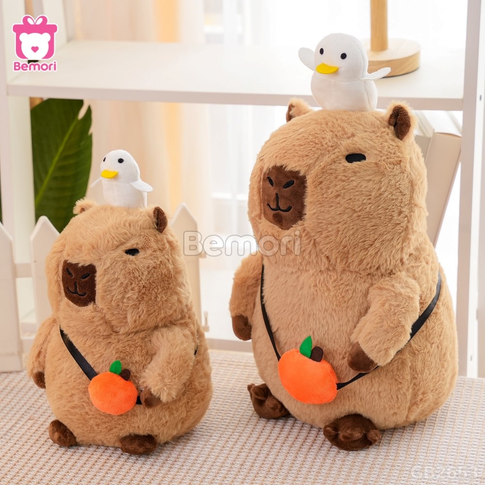 Gấu Bông Capybara Đội Vịt Đeo Túi đã được bán tại Bemori