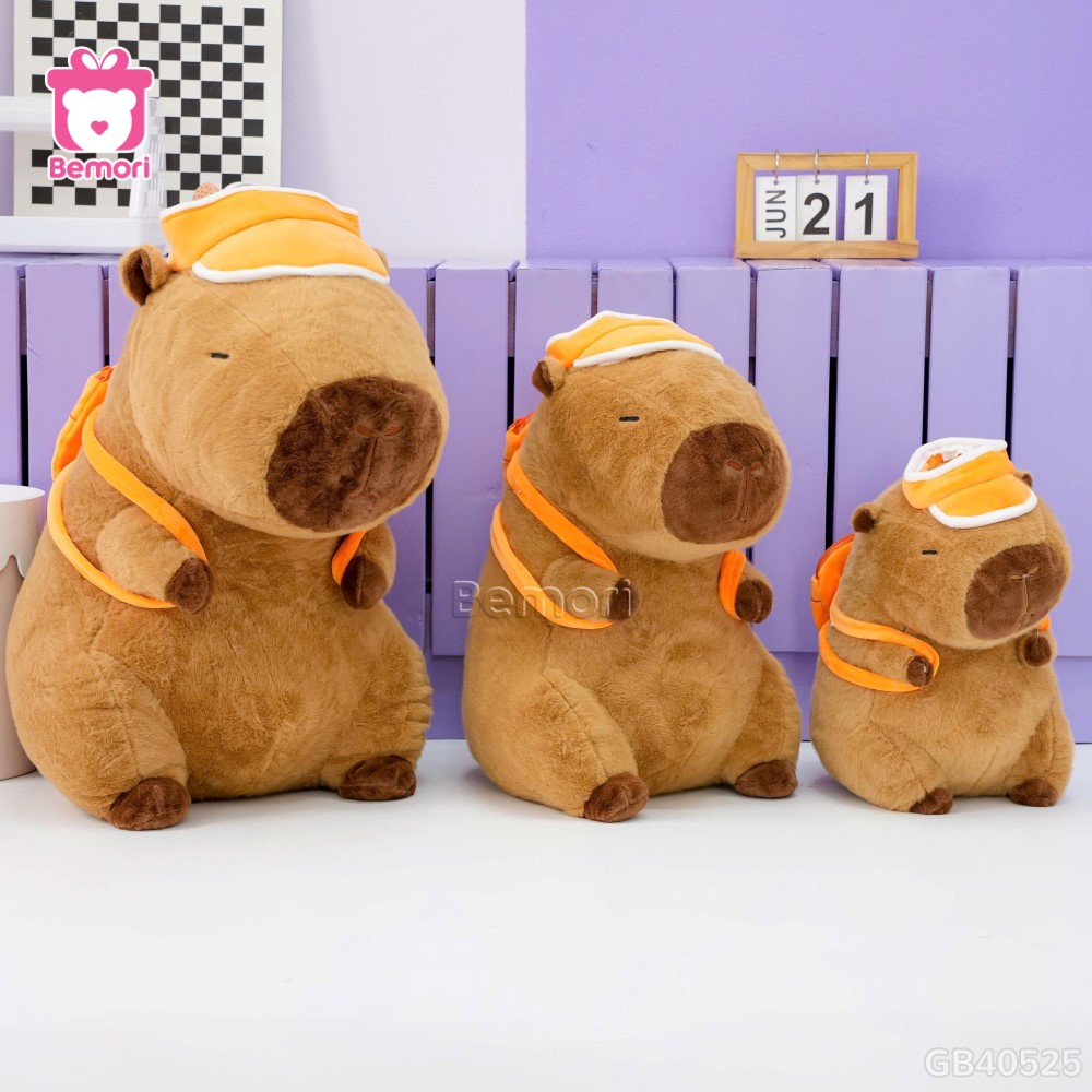 Gấu Bông Capybara Thể Thao Đeo Bóng