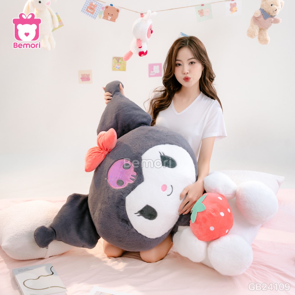 Gấu Bông Kuromi Ôm Dâu Bigsize