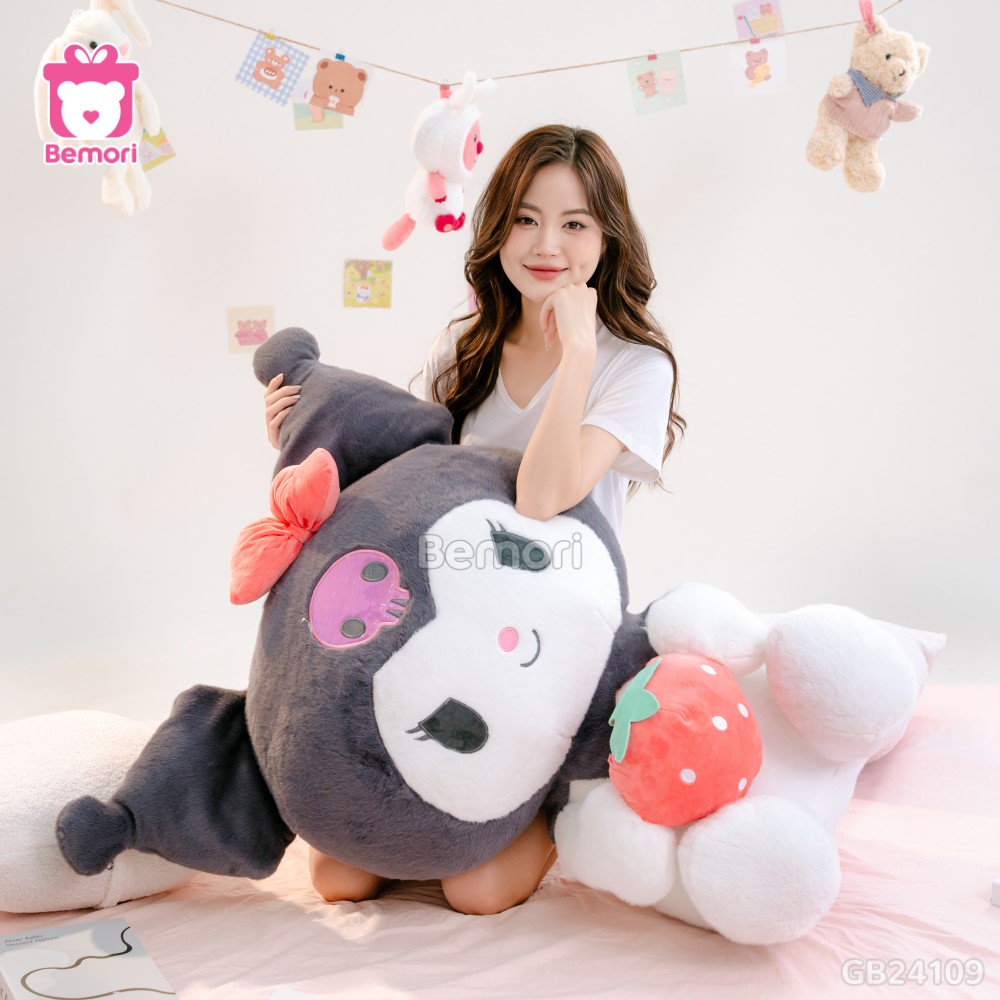 Gấu Bông Kuromi Ôm Dâu Bigsize