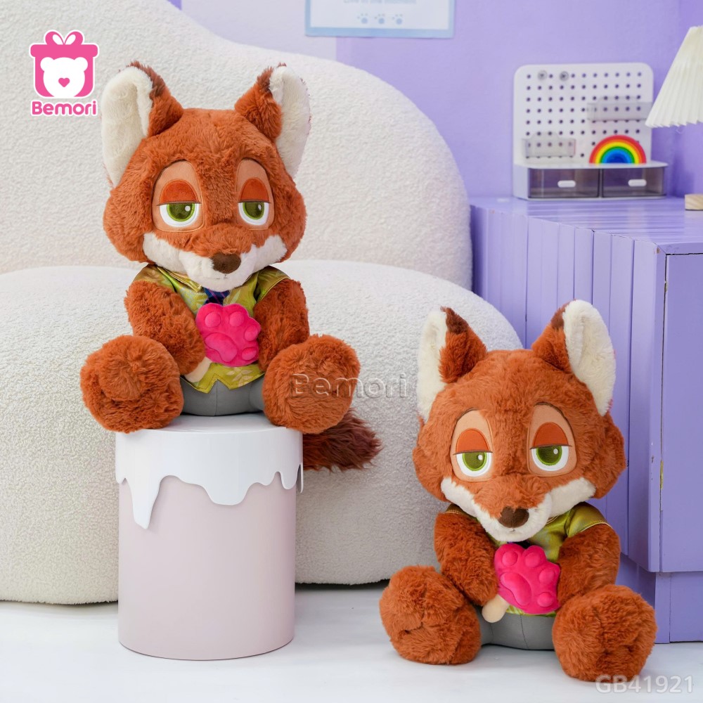 Gấu Bông Zootopia Ngồi Ôm Bánh