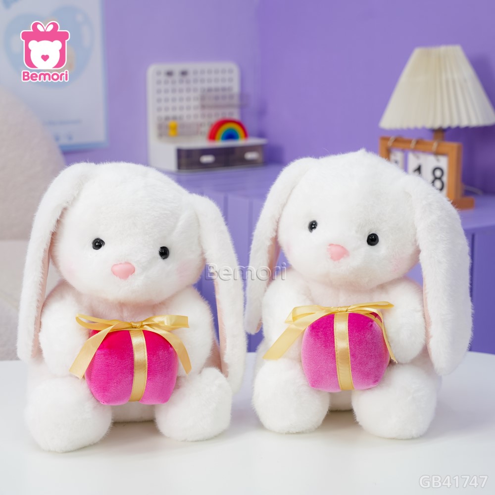 Thỏ Bông Ngồi Ôm Quà