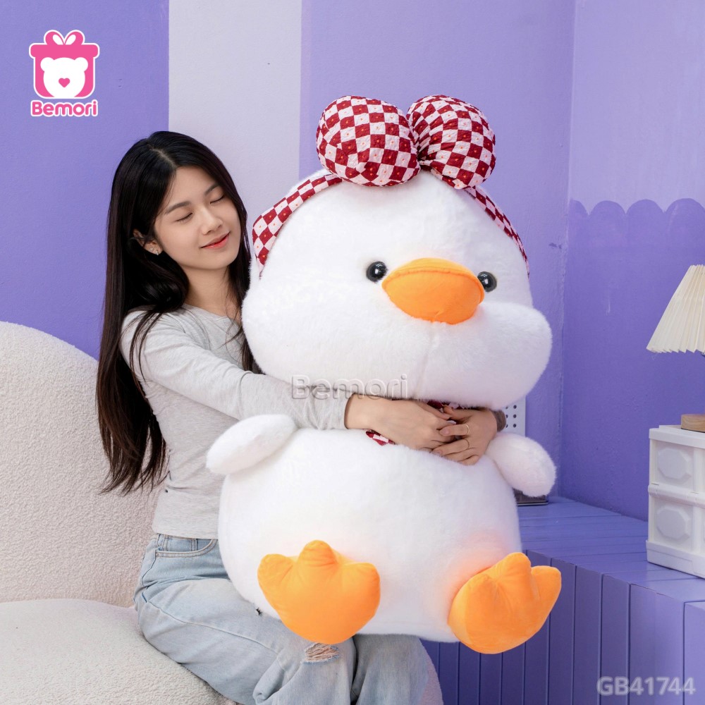 Vịt Bông Quàng Khăn Đội Nơ Caro