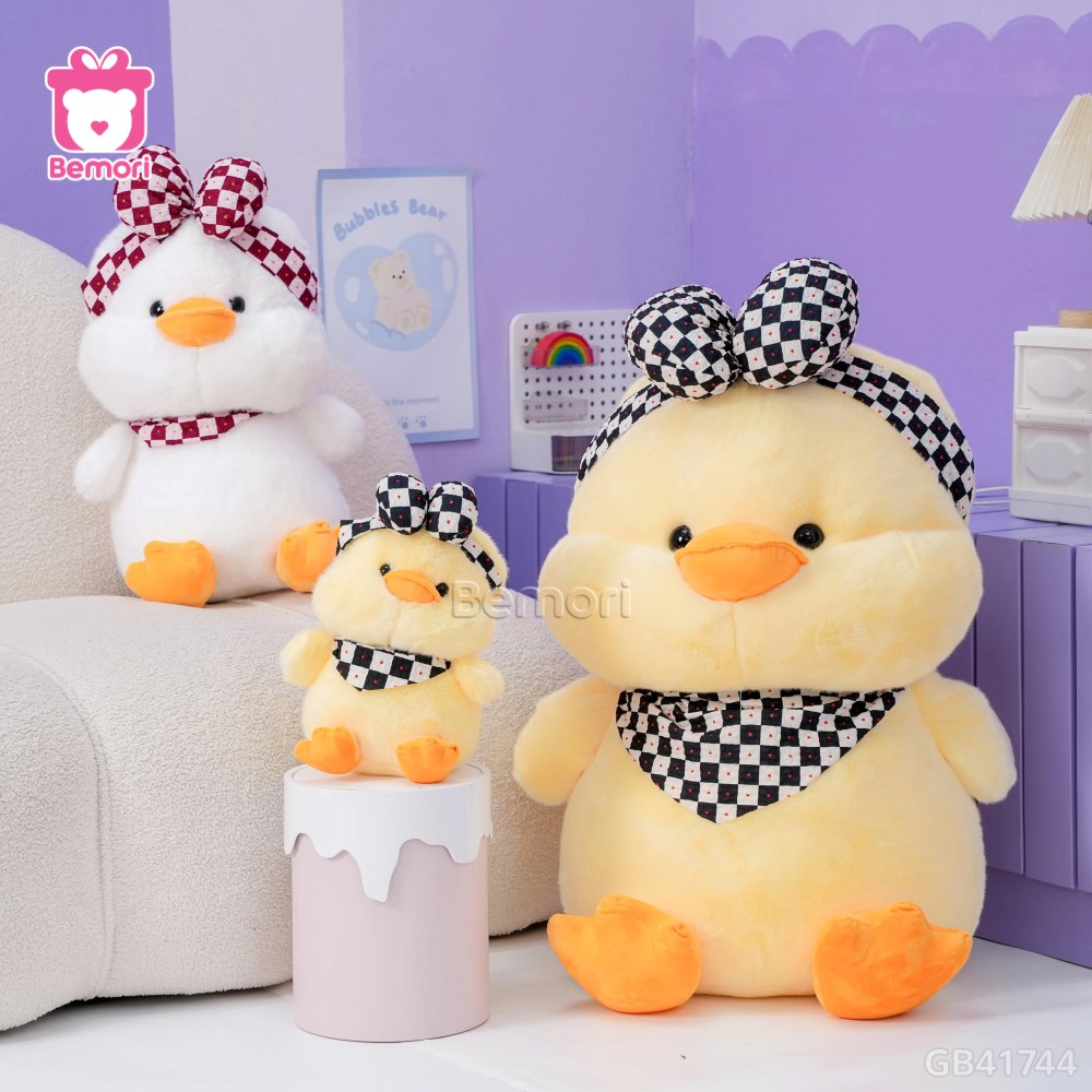 Vịt Bông Quàng Khăn Đội Nơ Caro