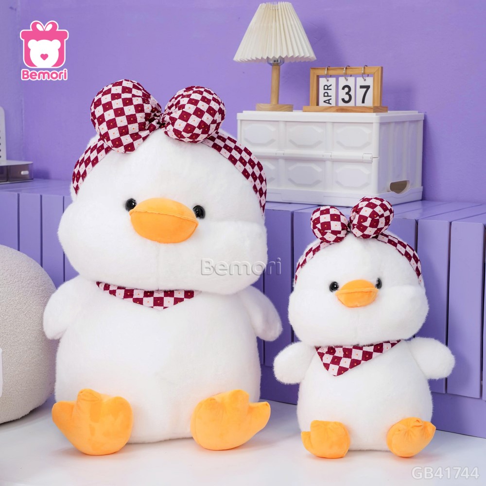 Vịt Bông Quàng Khăn Đội Nơ Caro